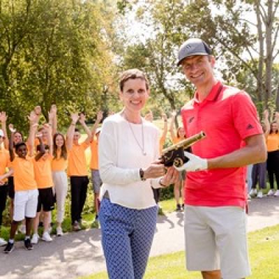 Startschuss beim YoungWings Benefiz-Golfturnier mit Thomas Müller